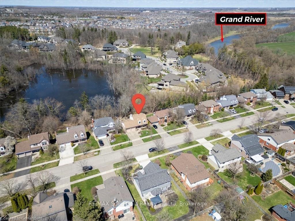 Photo 4 of 49 Manitoulin Crescent, Kitchener — HOMEH
