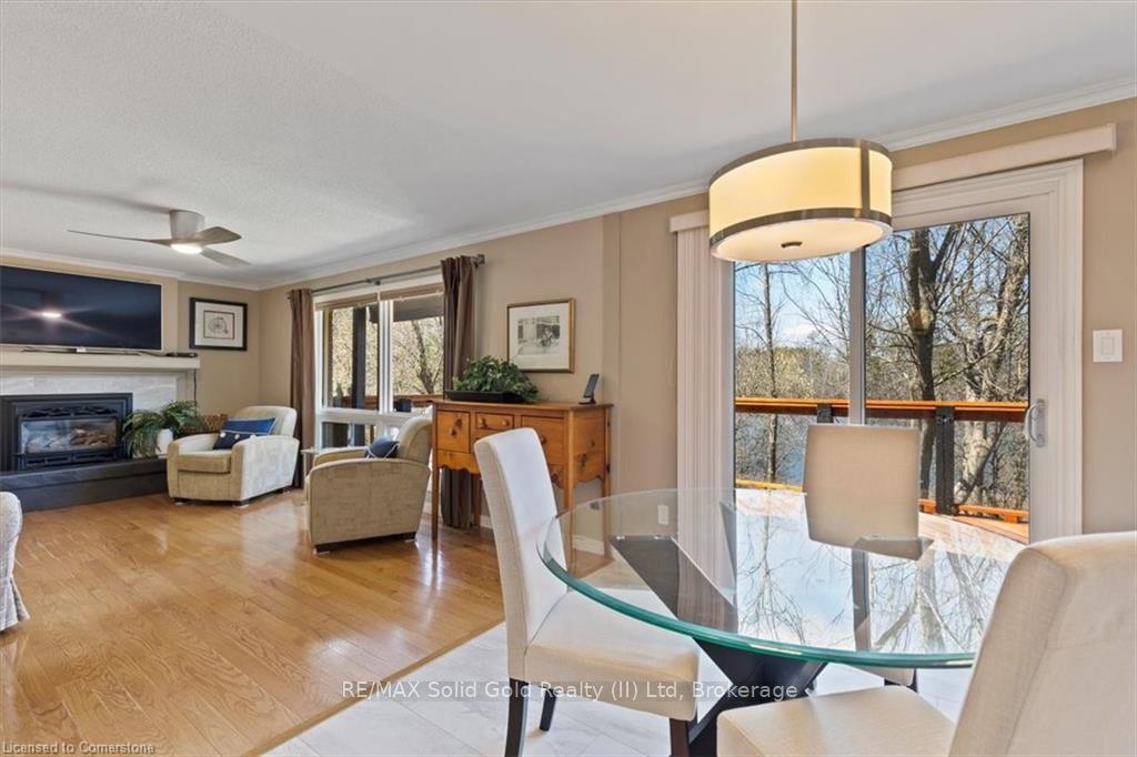 Photo 13 of 49 Manitoulin Crescent, Kitchener — HOMEH