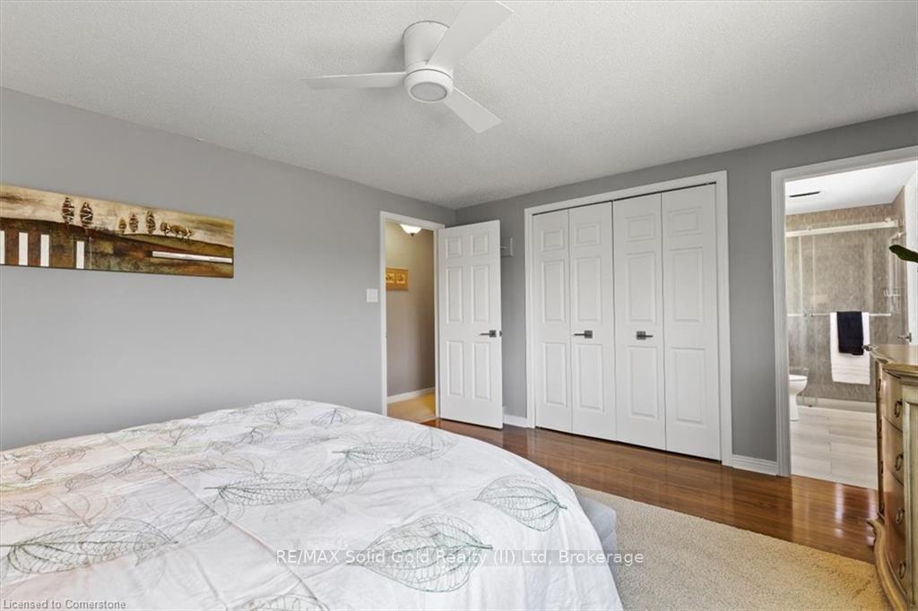 Photo 19 of 49 Manitoulin Crescent, Kitchener — HOMEH