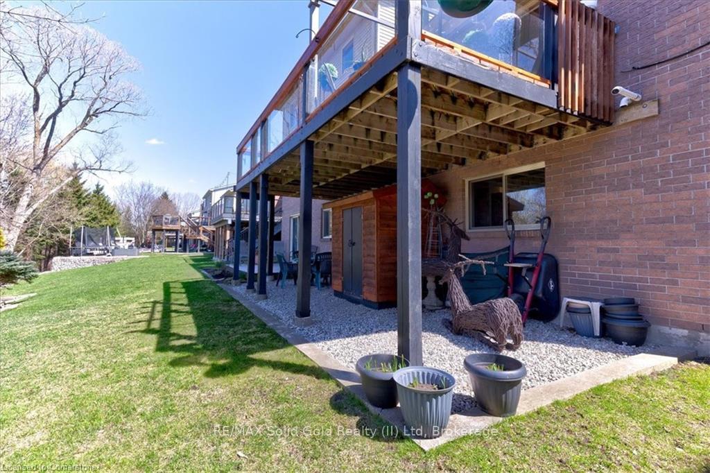 Photo 35 of 49 Manitoulin Crescent, Kitchener — HOMEH