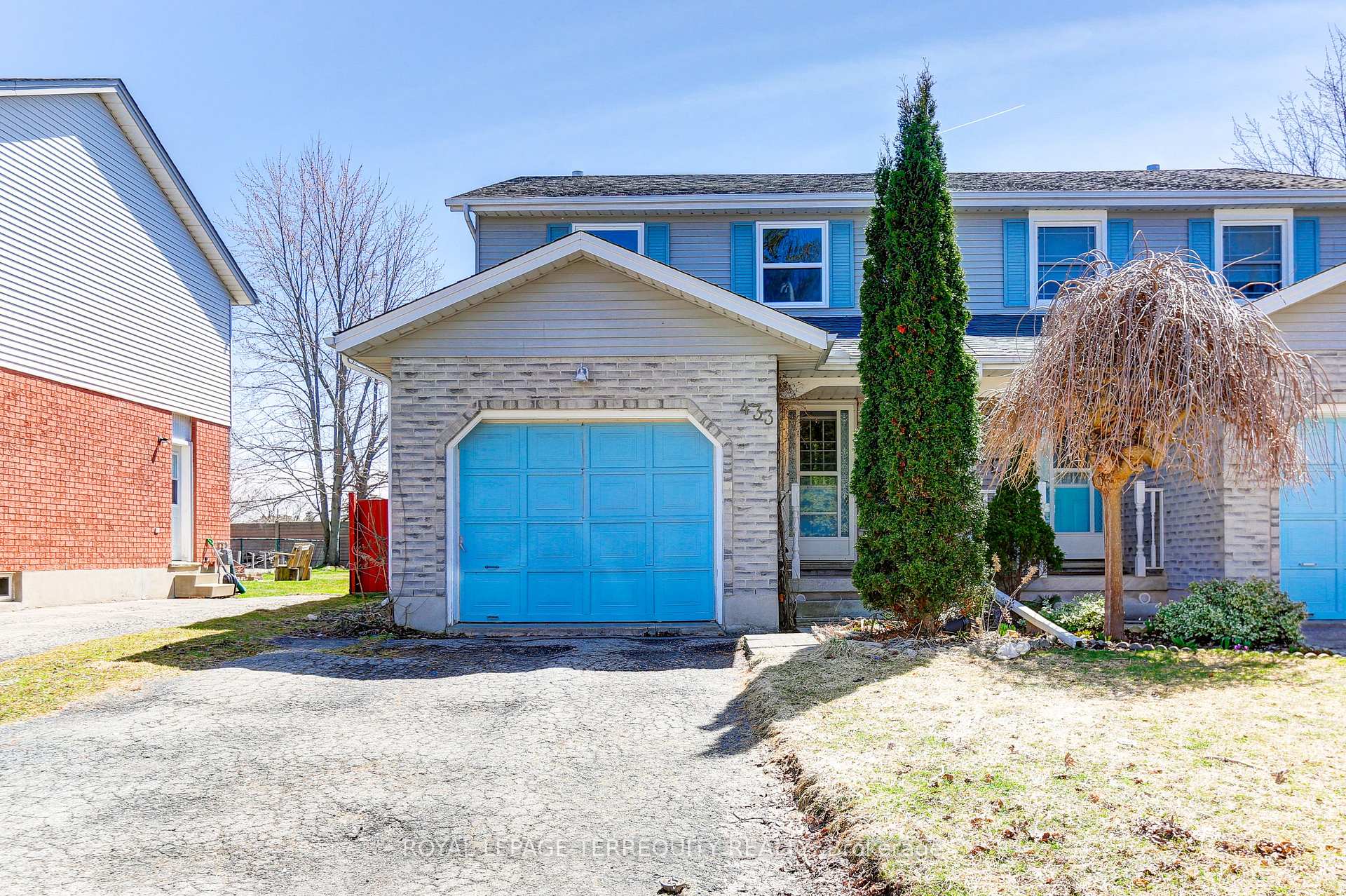 Photo 2 of 433 Bankside Crescent, Kitchener — HOMEH
