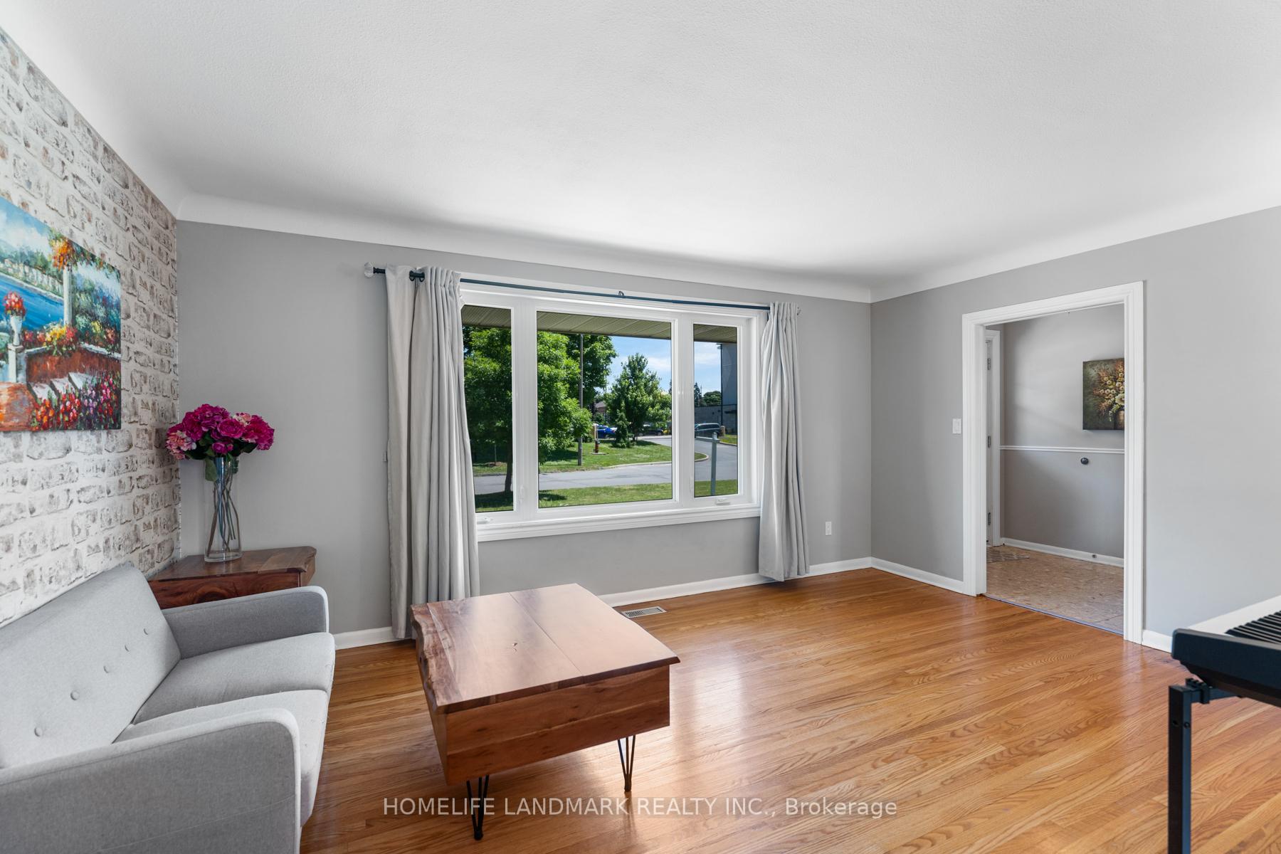 Photo 6 of 55 Cliff Crescent, Kingston, Central City West — HOMEH