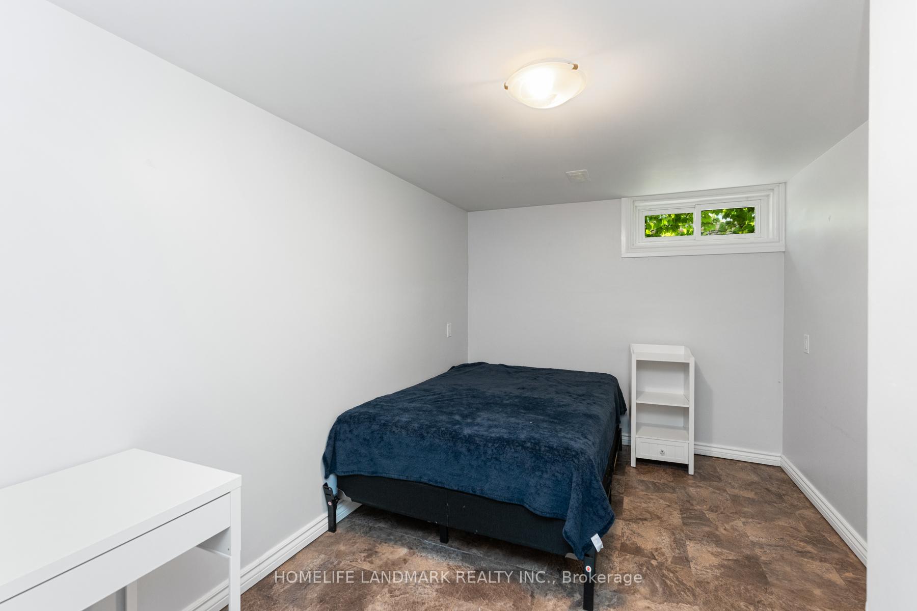 Photo 18 of 55 Cliff Crescent, Kingston, Central City West — HOMEH