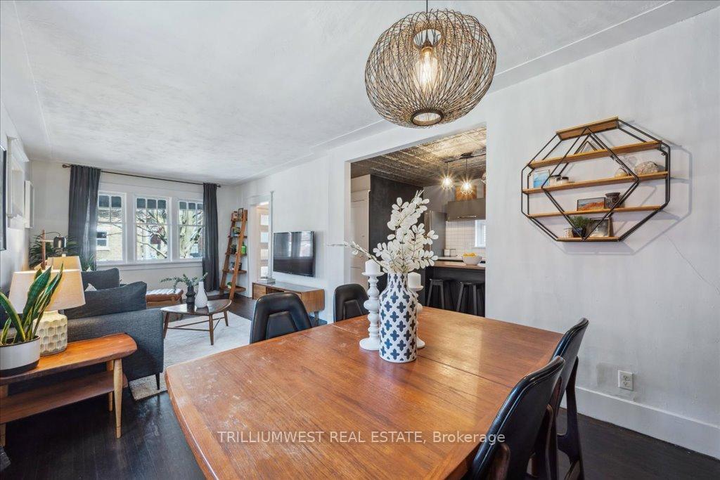 Photo 9 of 15 Ellis Avenue, Kitchener — HOMEH