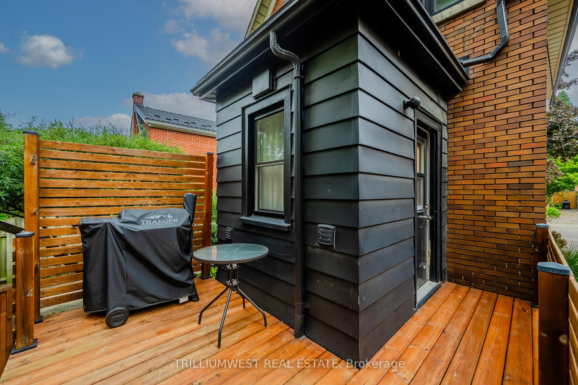 Photo 31 of 15 Ellis Avenue, Kitchener — HOMEH