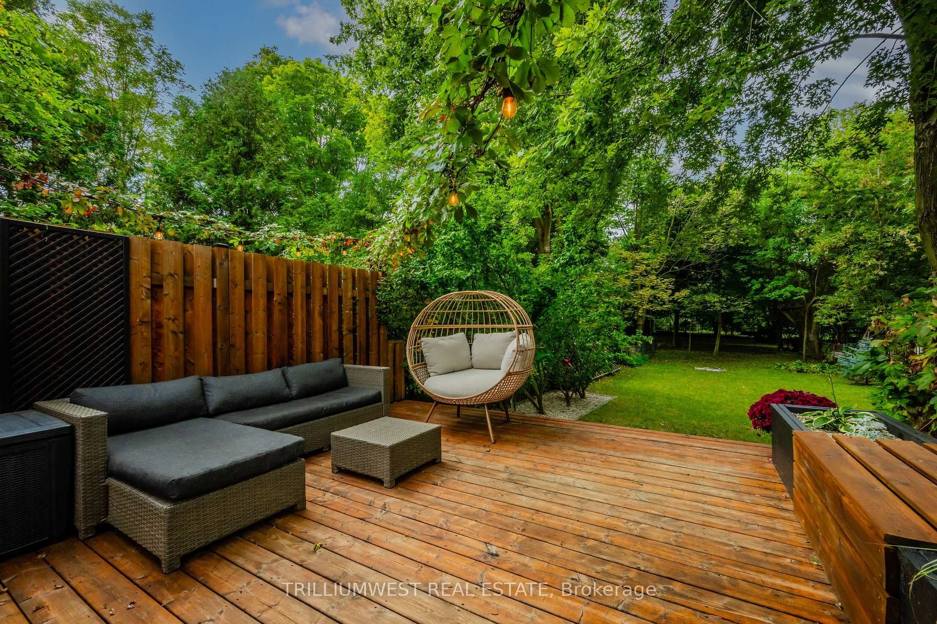 Photo 37 of 15 Ellis Avenue, Kitchener — HOMEH