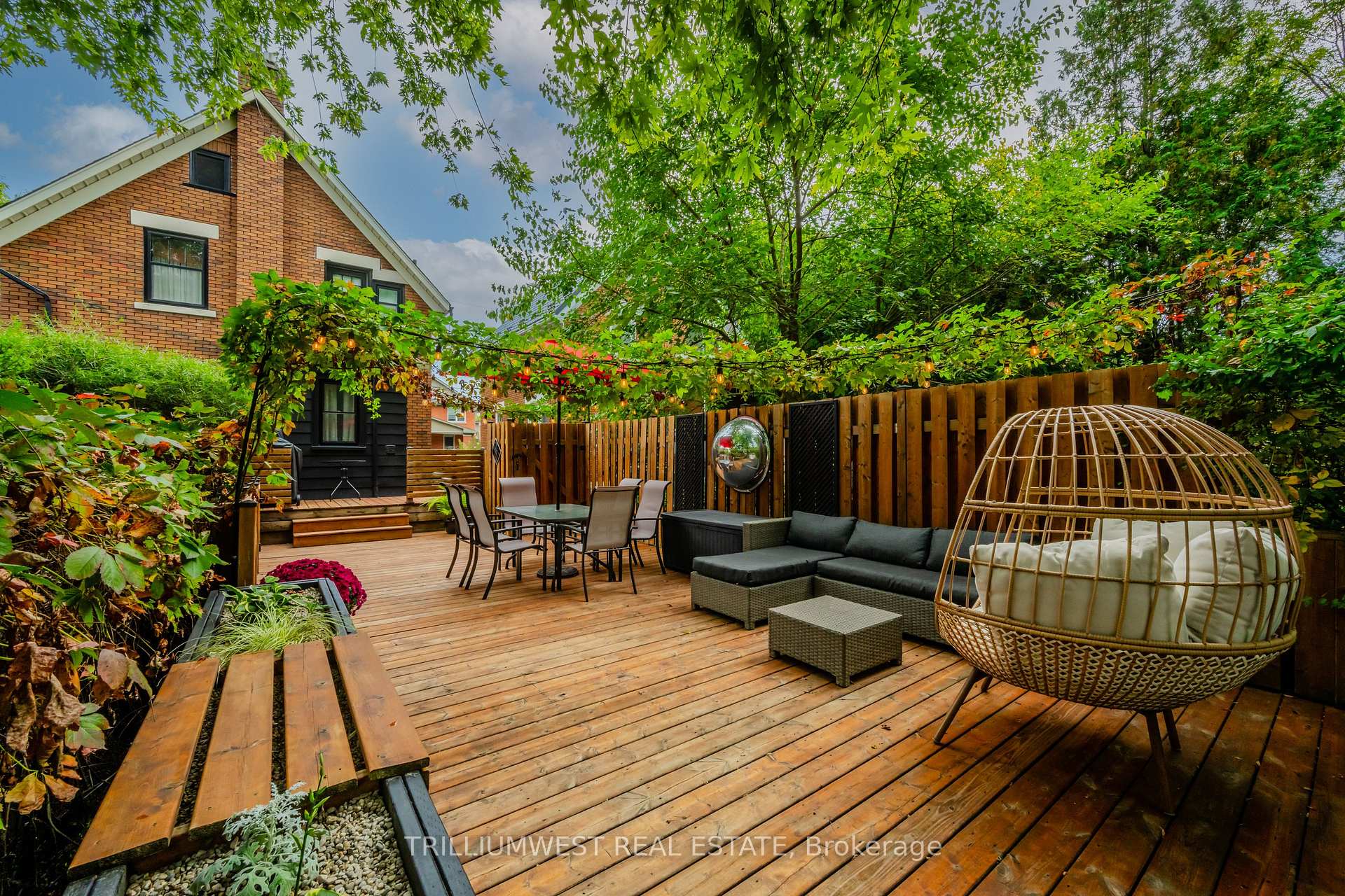 Photo 38 of 15 Ellis Avenue, Kitchener — HOMEH