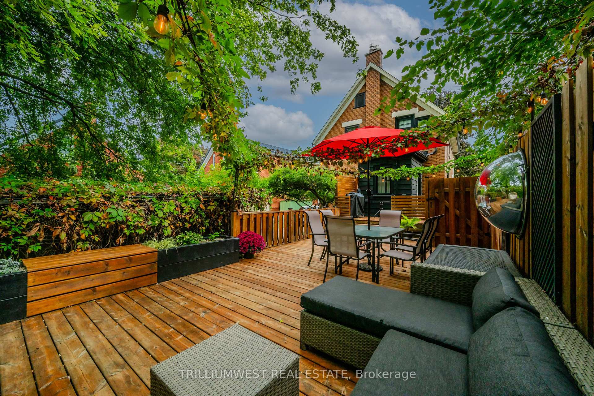 Photo 40 of 15 Ellis Avenue, Kitchener — HOMEH