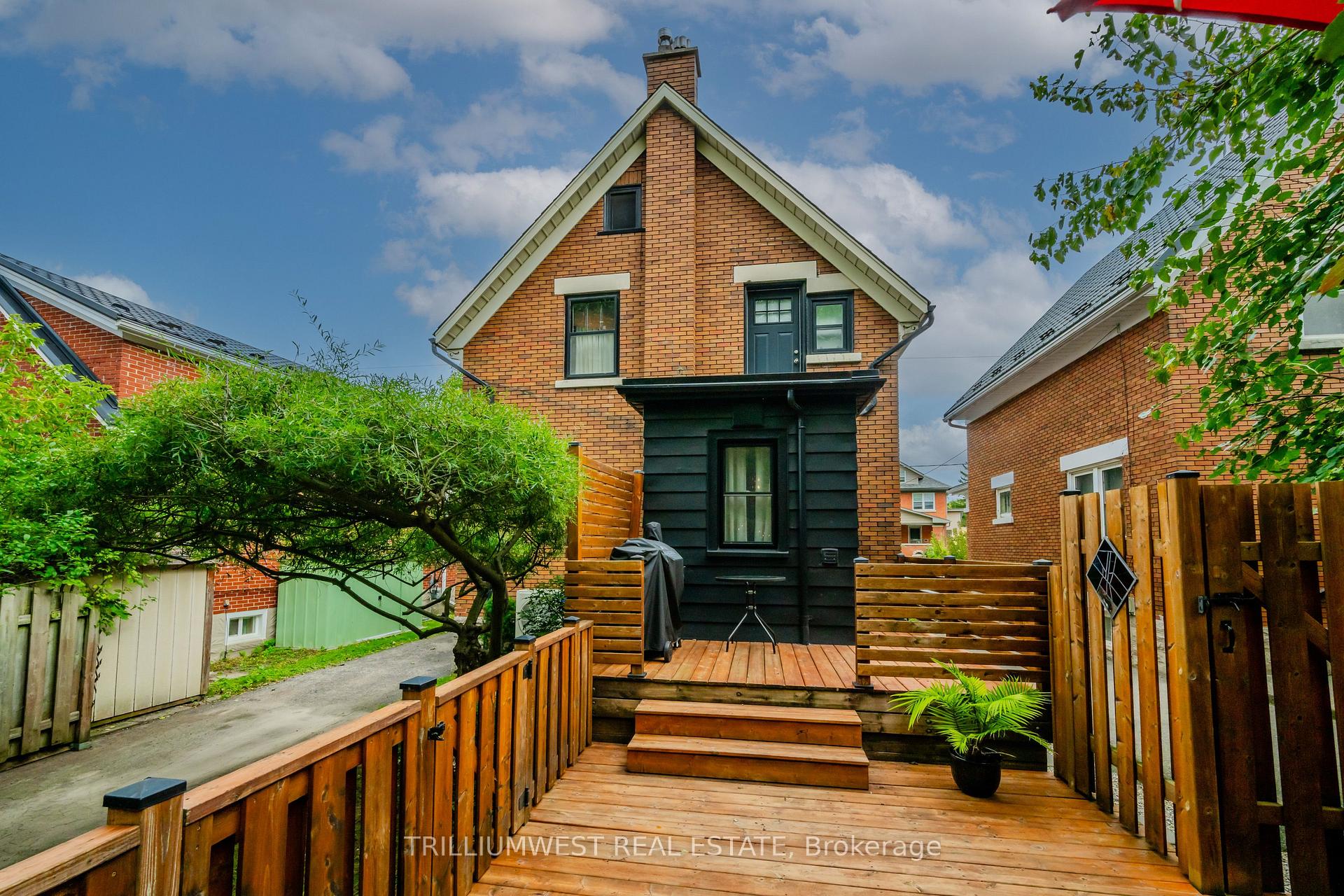 Photo 47 of 15 Ellis Avenue, Kitchener — HOMEH