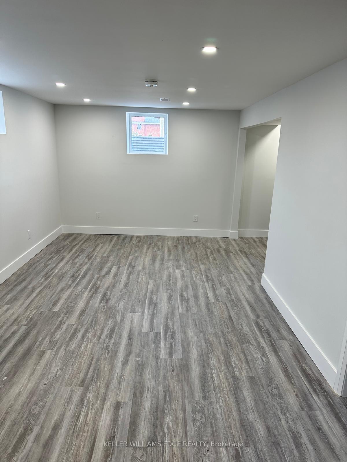 Photo 2 of Unit Lower L, 497 Upper Kenilworth Avenue, Hamilton, Huntington — HOMEH