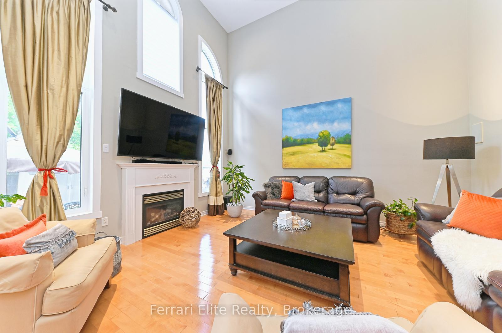 Photo 7 of 16 Amos Court, Markham, Greensborough — HOMEH