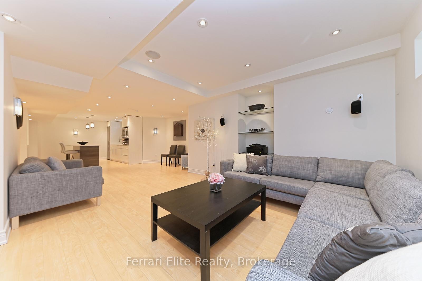 Photo 29 of 16 Amos Court, Markham, Greensborough — HOMEH