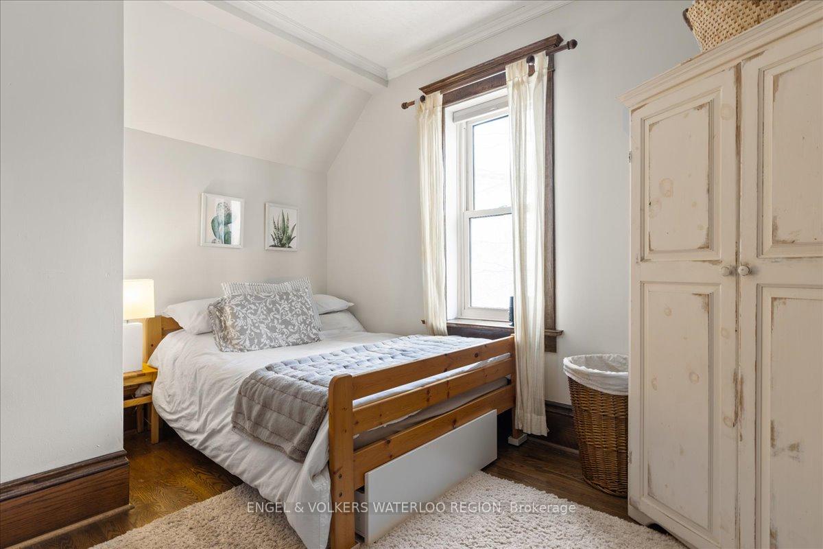 Photo 22 of 27 Shanley Street, Kitchener — HOMEH