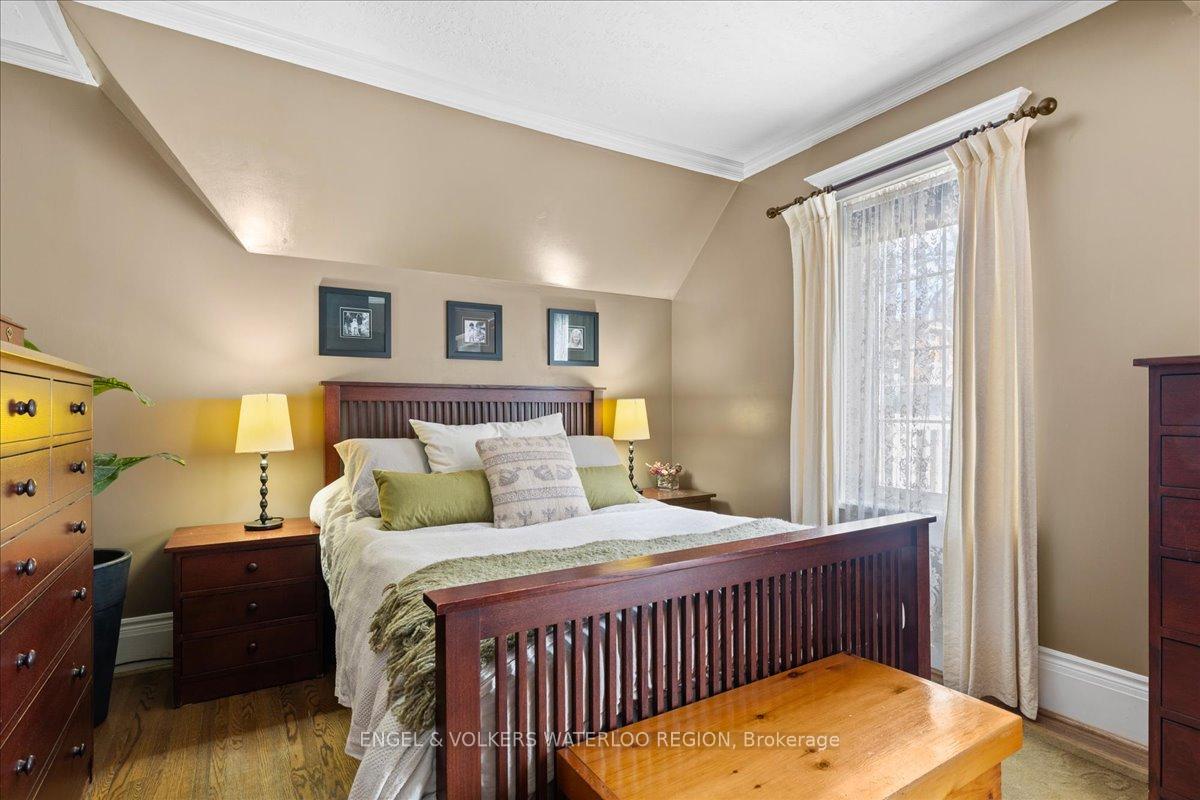 Photo 25 of 27 Shanley Street, Kitchener — HOMEH