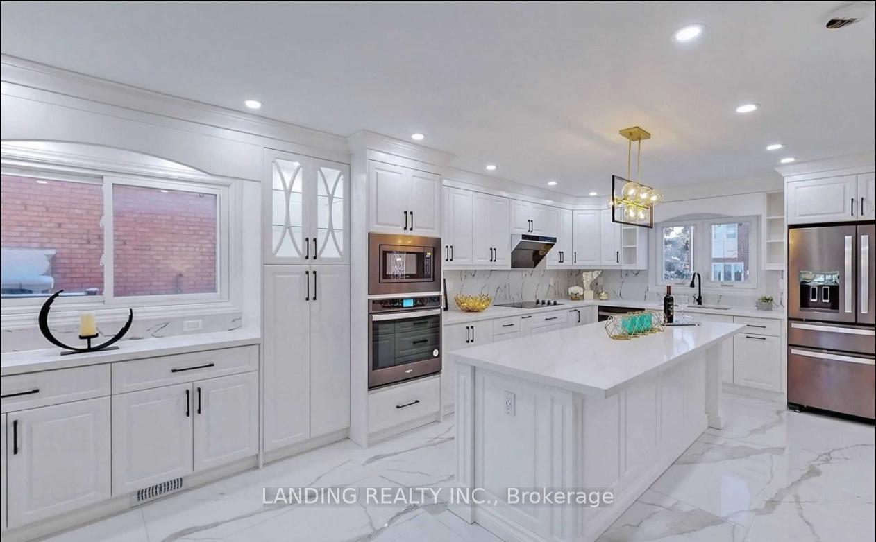 Photo 4 of Unit Main Floor, 109 Highglen Avenue, Markham, Milliken Mills East — HOMEH