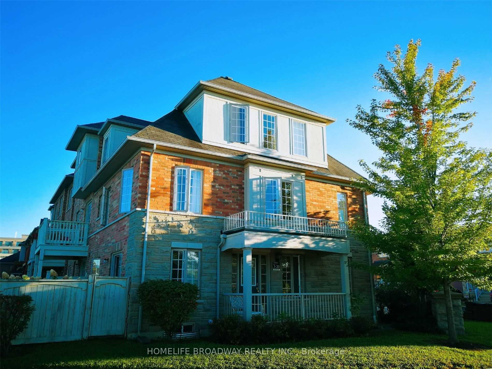 Photo 1 of 98 Hillwood Street, Markham, Berczy — HOMEH