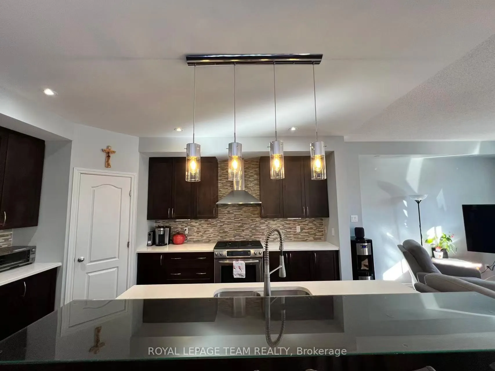 Photo 10 of 1097 Northgraves Crescent, Ottawa, Kanata - Emerald Meadows/Trailwest — HOMEH