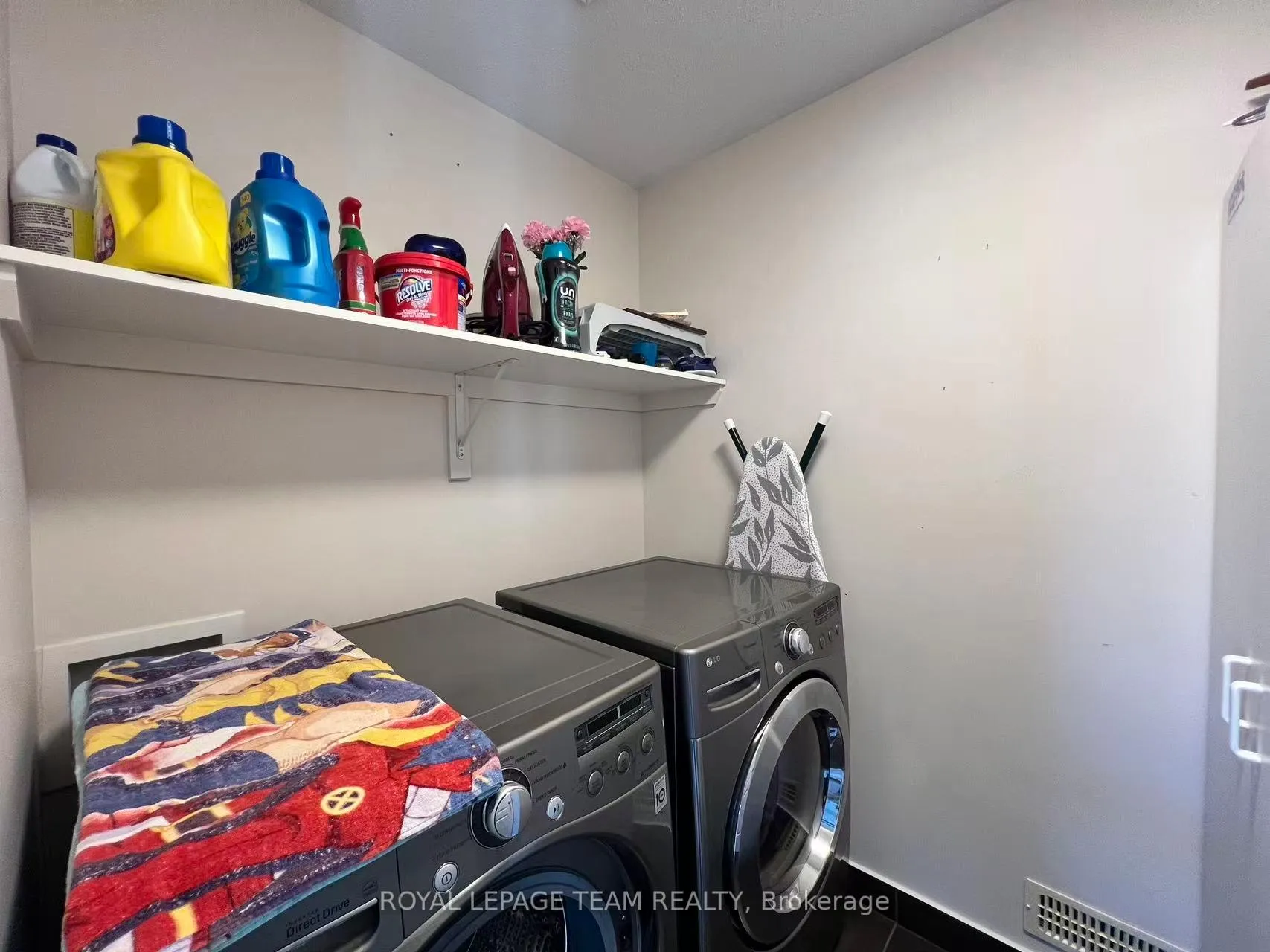 Photo 22 of 1097 Northgraves Crescent, Ottawa, Kanata - Emerald Meadows/Trailwest — HOMEH