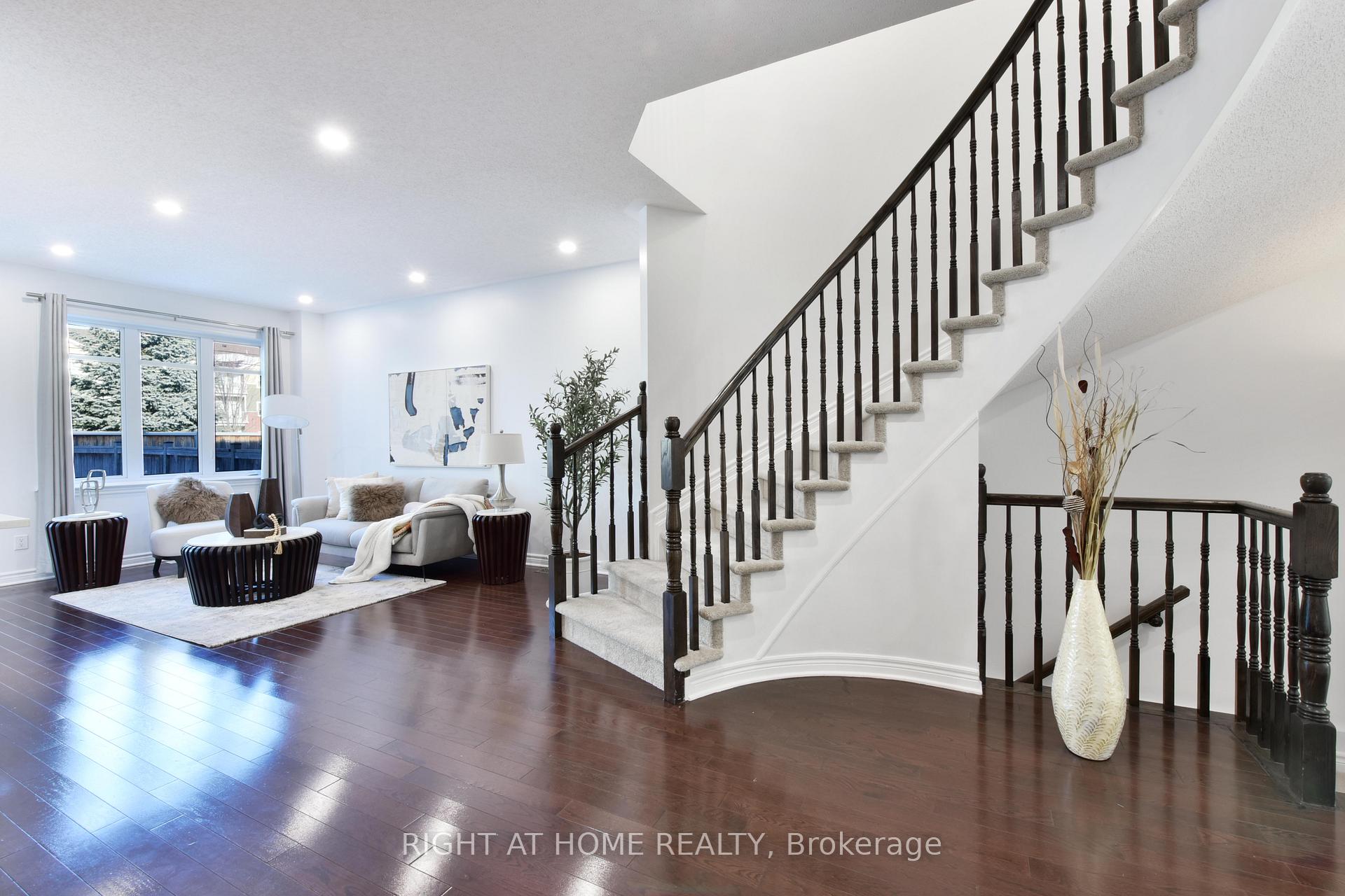 Photo 5 of 615 Remnor Avenue, Ottawa, Kanata - Kanata Lakes/Heritage Hills — HOMEH