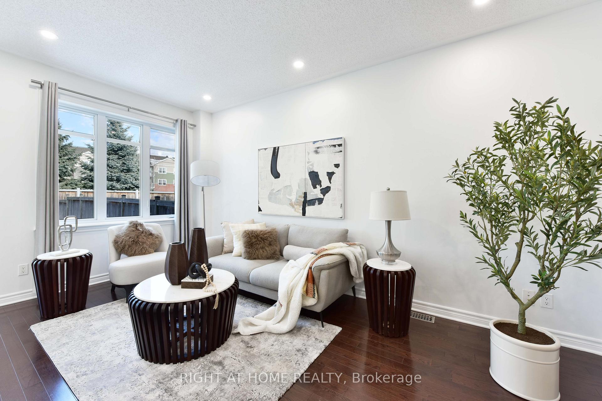 Photo 6 of 615 Remnor Avenue, Ottawa, Kanata - Kanata Lakes/Heritage Hills — HOMEH