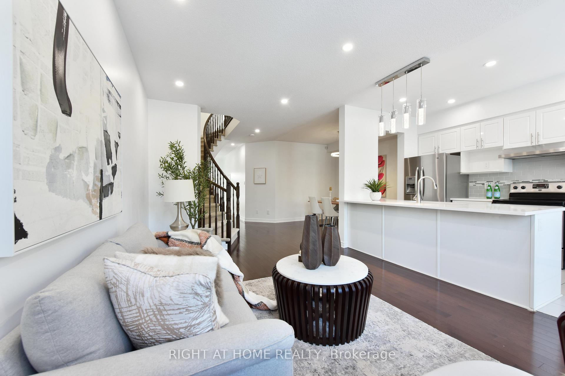 Photo 8 of 615 Remnor Avenue, Ottawa, Kanata - Kanata Lakes/Heritage Hills — HOMEH
