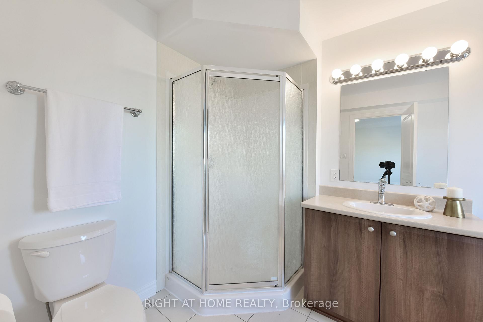 Photo 23 of 615 Remnor Avenue, Ottawa, Kanata - Kanata Lakes/Heritage Hills — HOMEH