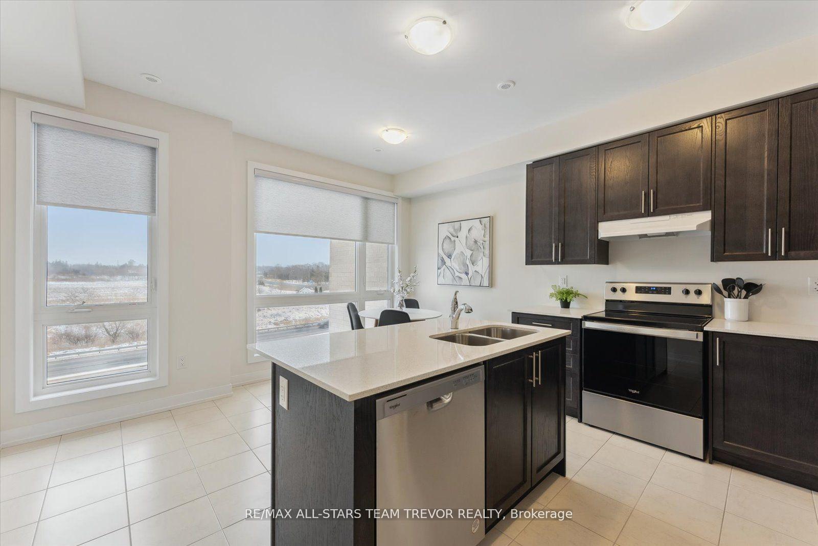 Photo 4 of 35 Mikayla Lane, Markham, Cornell — HOMEH