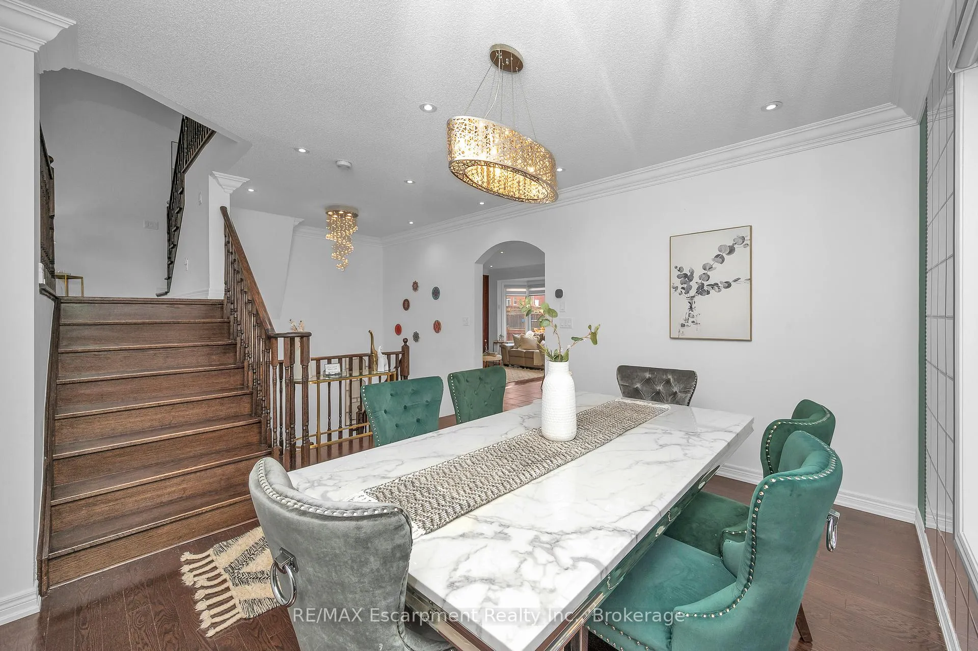Photo 5 of 171 Huddlestone Crescent, Milton, Scott — HOMEH