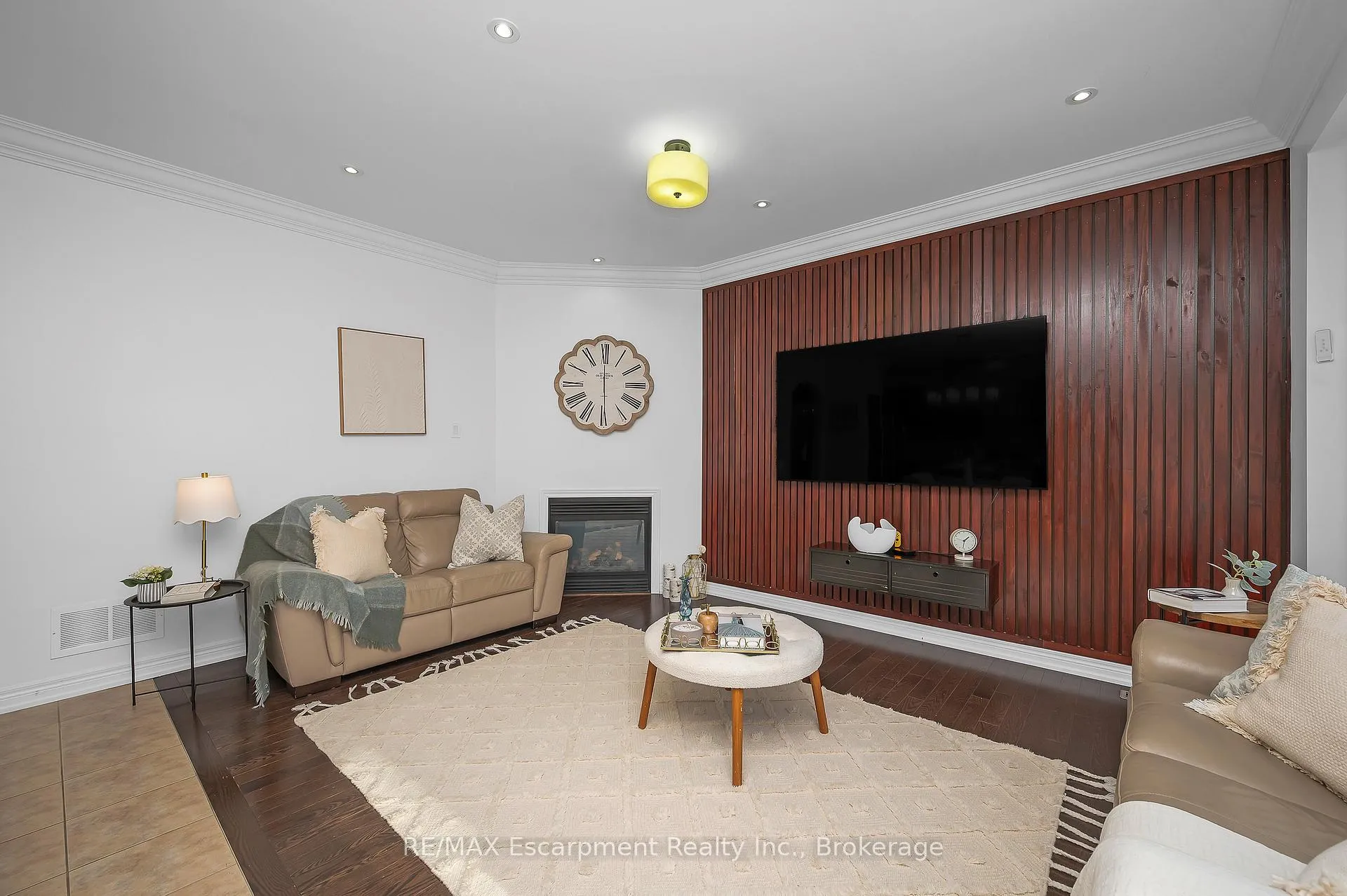 Photo 12 of 171 Huddlestone Crescent, Milton, Scott — HOMEH