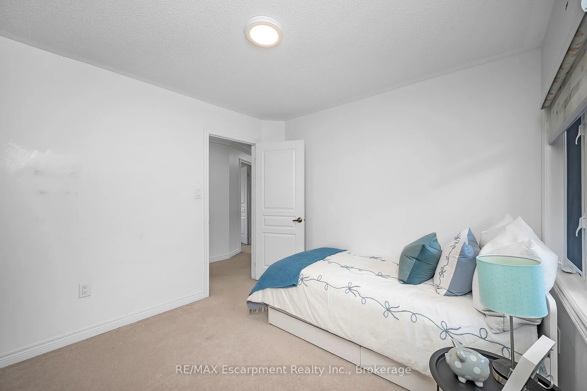 Photo 23 of 171 Huddlestone Crescent, Milton, Scott — HOMEH