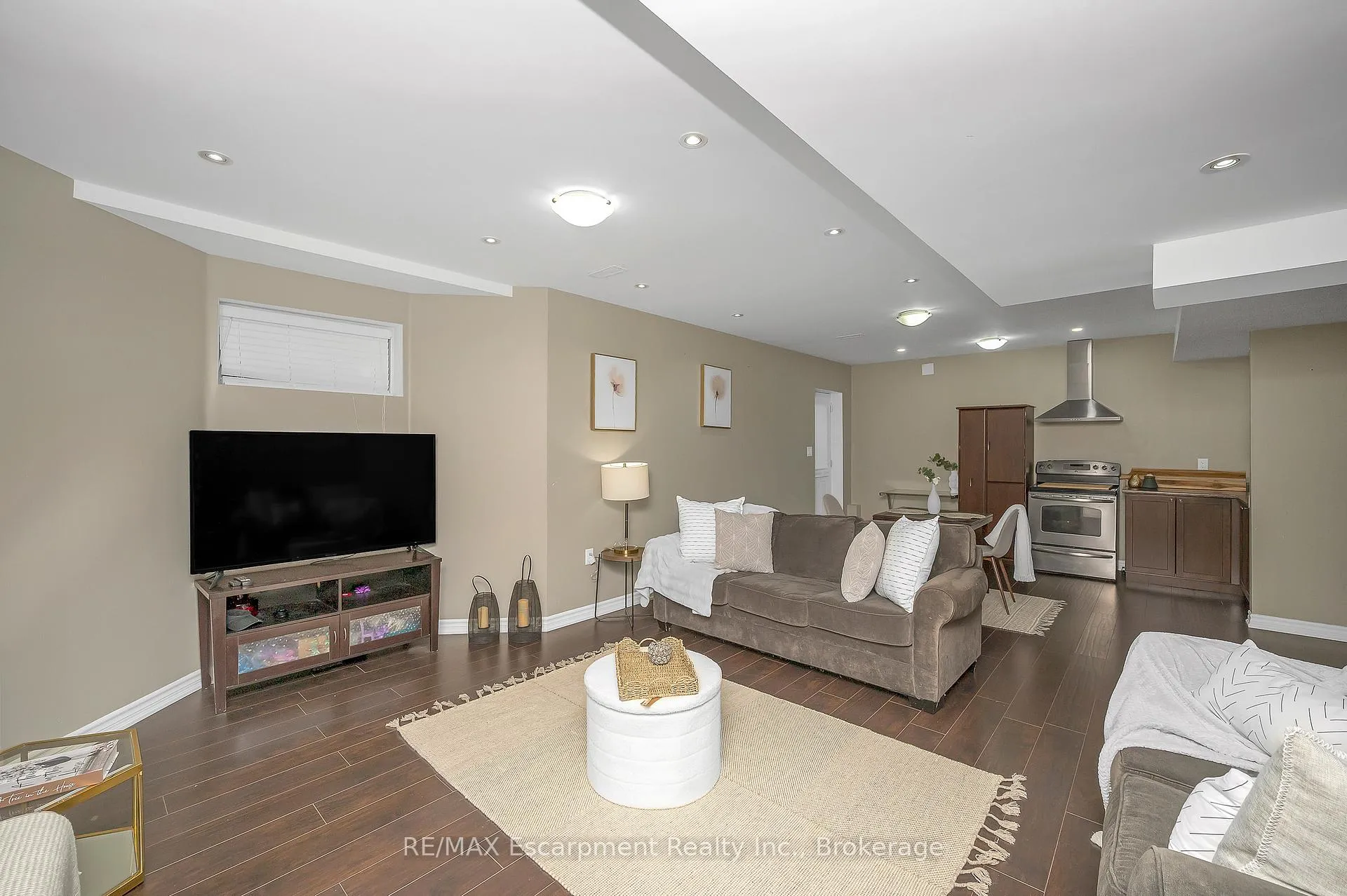 Photo 33 of 171 Huddlestone Crescent, Milton, Scott — HOMEH