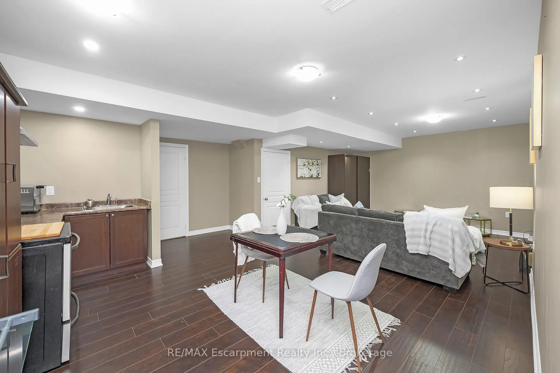 Photo 43 of 171 Huddlestone Crescent, Milton, Scott — HOMEH