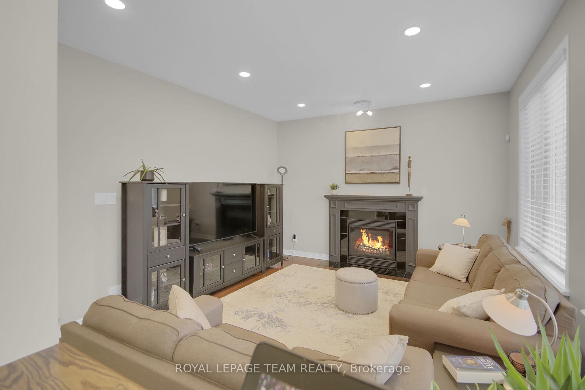 Photo 14 of 738 Kilmar Crescent, Ottawa, Kanata - Kanata Lakes/Heritage Hills — HOMEH