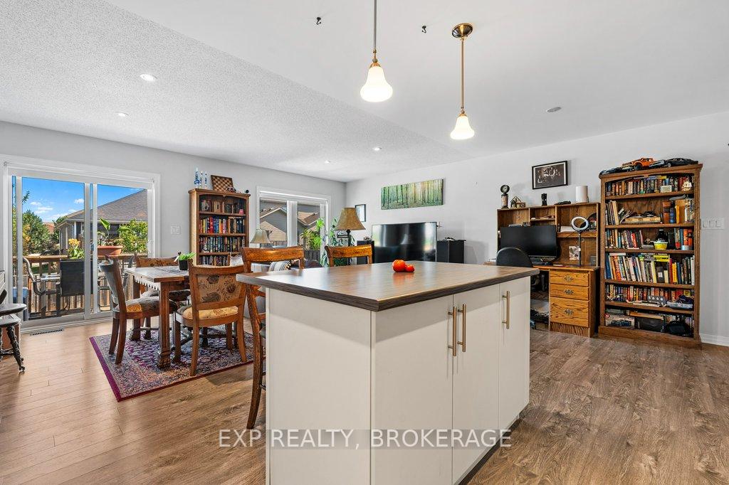 Photo 17 of 920 Blossom Street, Kingston, City Northwest — HOMEH