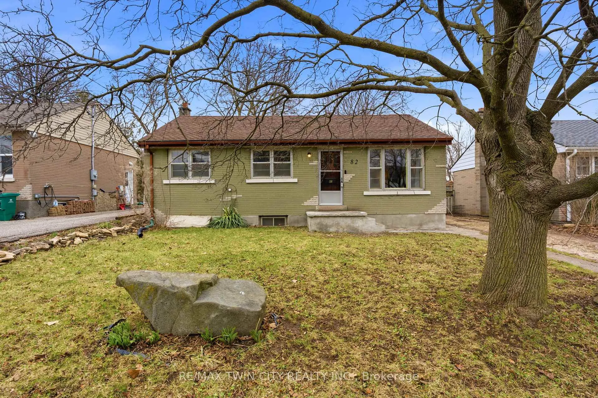 Photo 1 of 82 Glenview Avenue, Cambridge — HOMEH