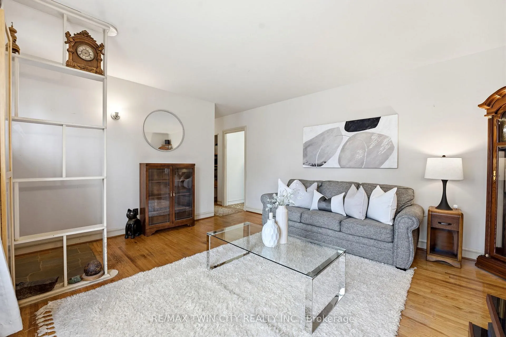 Photo 7 of 82 Glenview Avenue, Cambridge — HOMEH