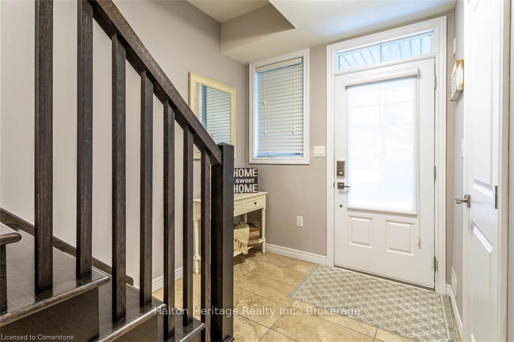 Photo 2 of Unit 5, 1169 Garner Road E, Hamilton, Meadowlands — HOMEH