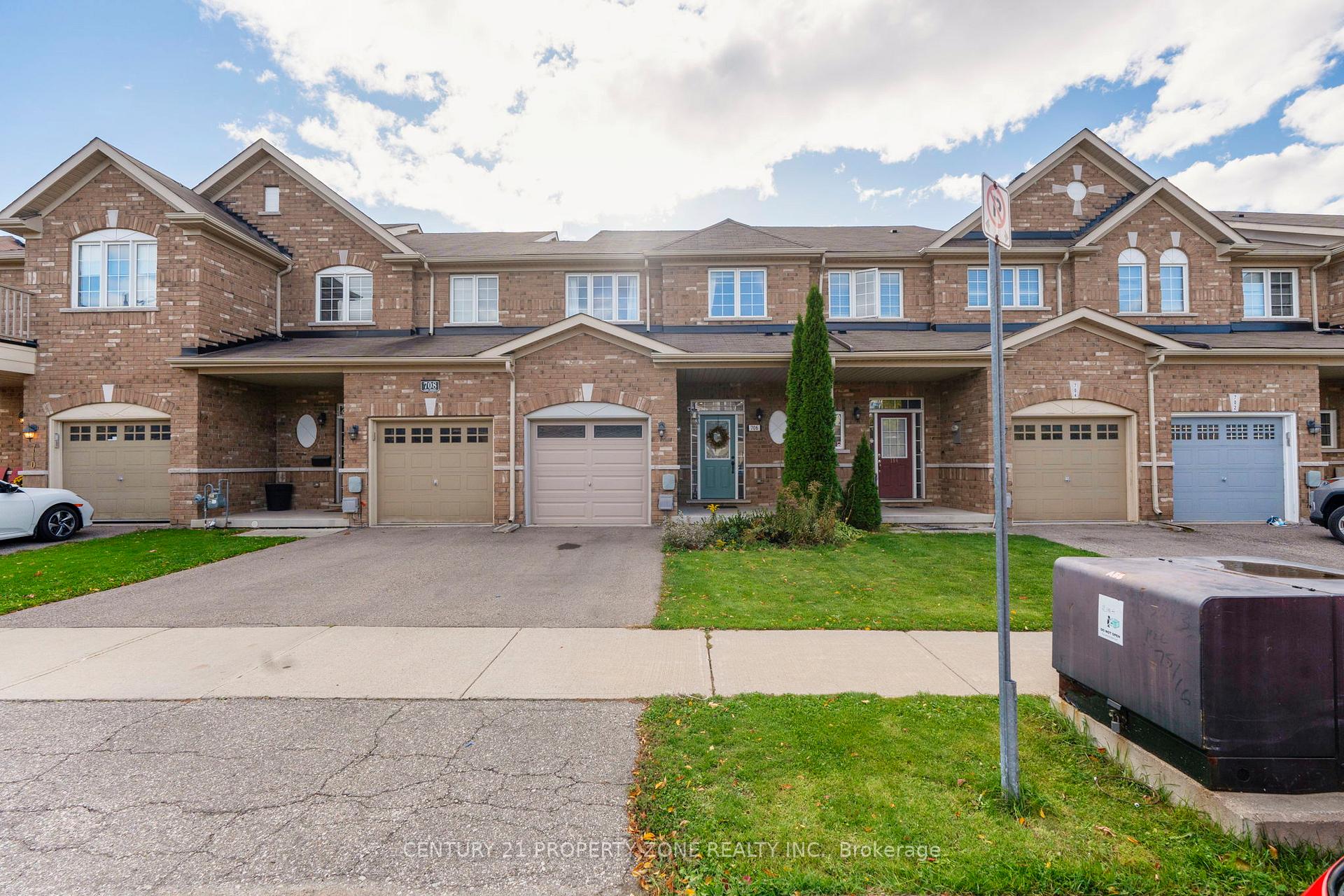 Photo 1 of 706 Agnew Crescent, Milton, Beaty — HOMEH