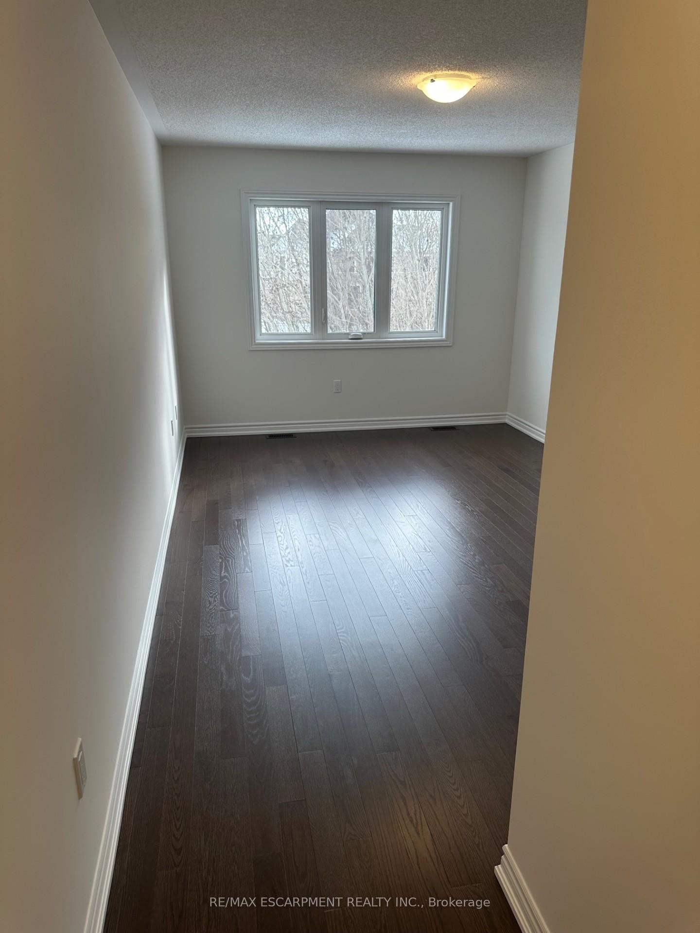 Photo 11 of 583 Celandine Terrace, Milton, Walker — HOMEH