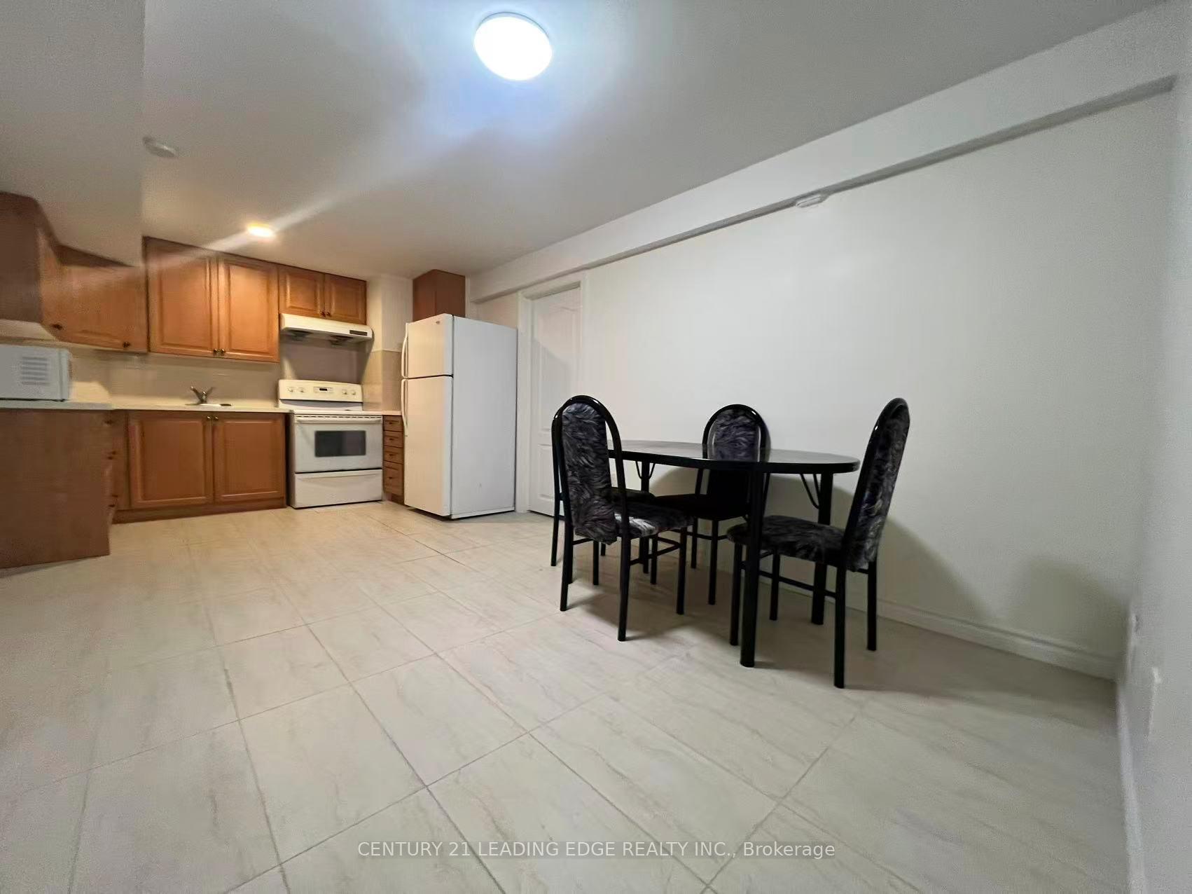 Photo 4 of Unit Bsmt, 9 Hoake Road, Markham, Milliken Mills East — HOMEH