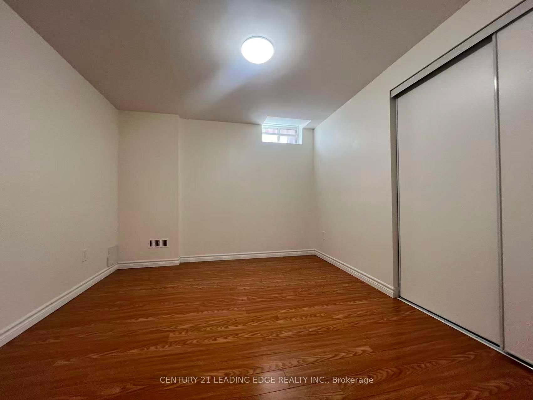 Photo 5 of Unit Bsmt, 9 Hoake Road, Markham, Milliken Mills East — HOMEH