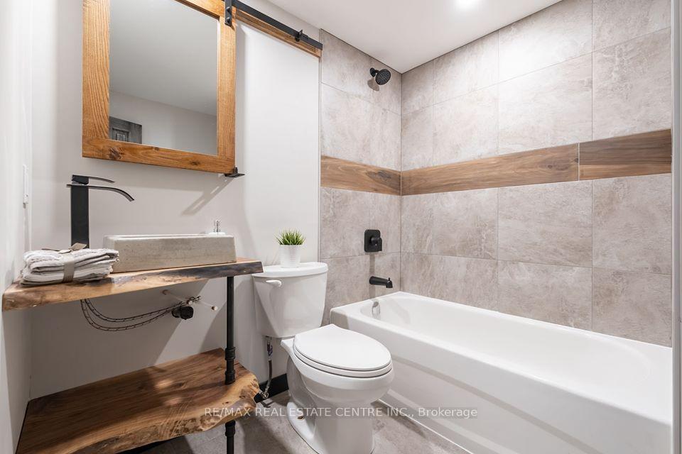 Photo 13 of Unit 2, 676 Rymal Road E, Hamilton, Greeningdon — HOMEH