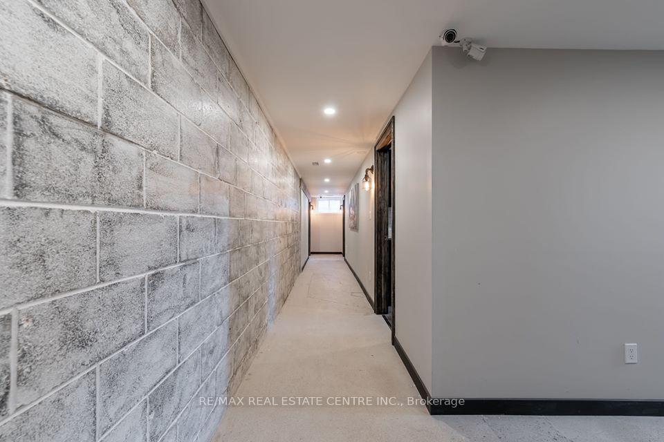 Photo 17 of Unit 2, 676 Rymal Road E, Hamilton, Greeningdon — HOMEH
