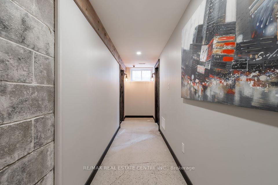 Photo 18 of Unit 2, 676 Rymal Road E, Hamilton, Greeningdon — HOMEH