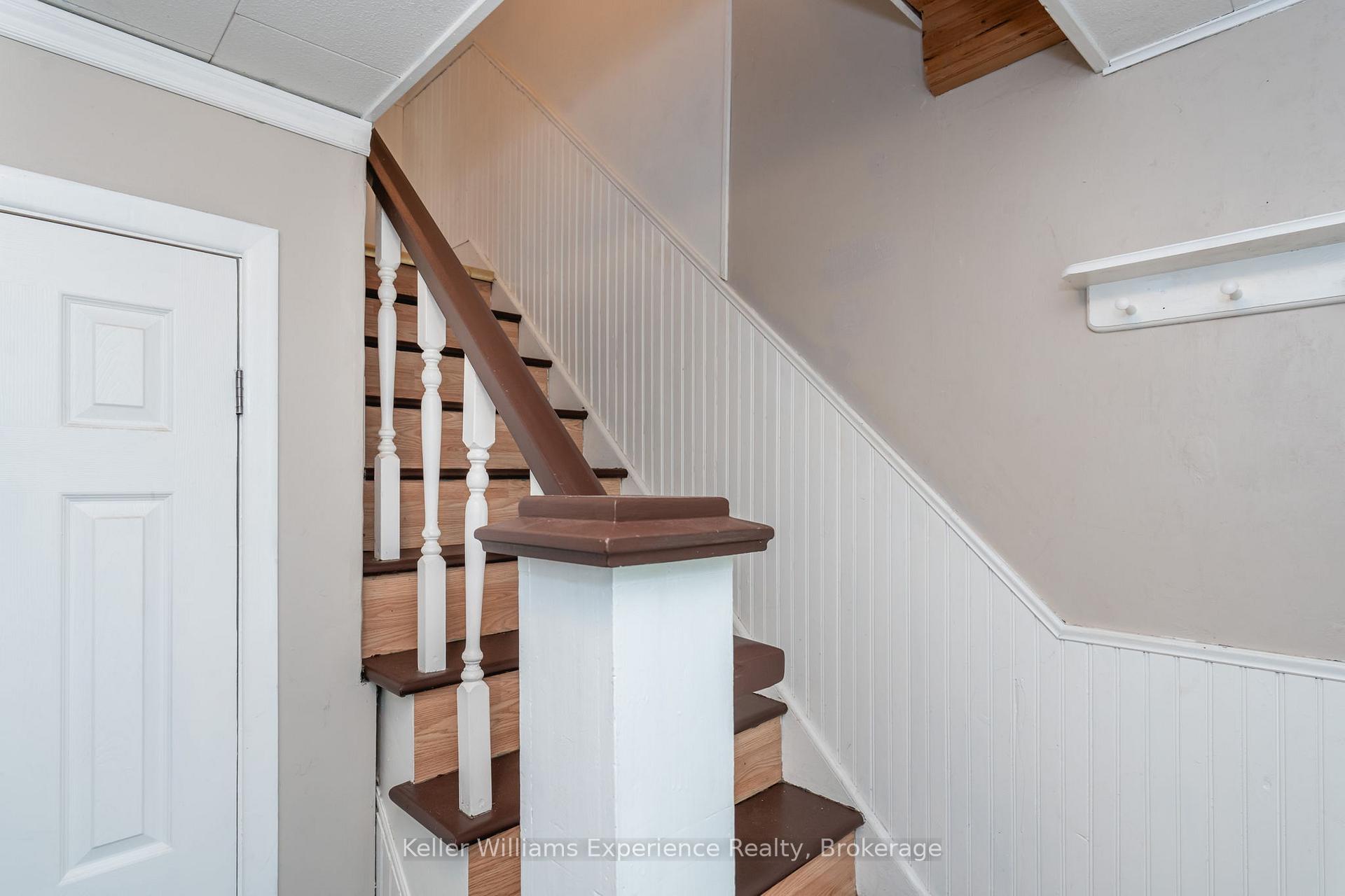 Photo 14 of 280 Hugel Avenue, Midland — HOMEH