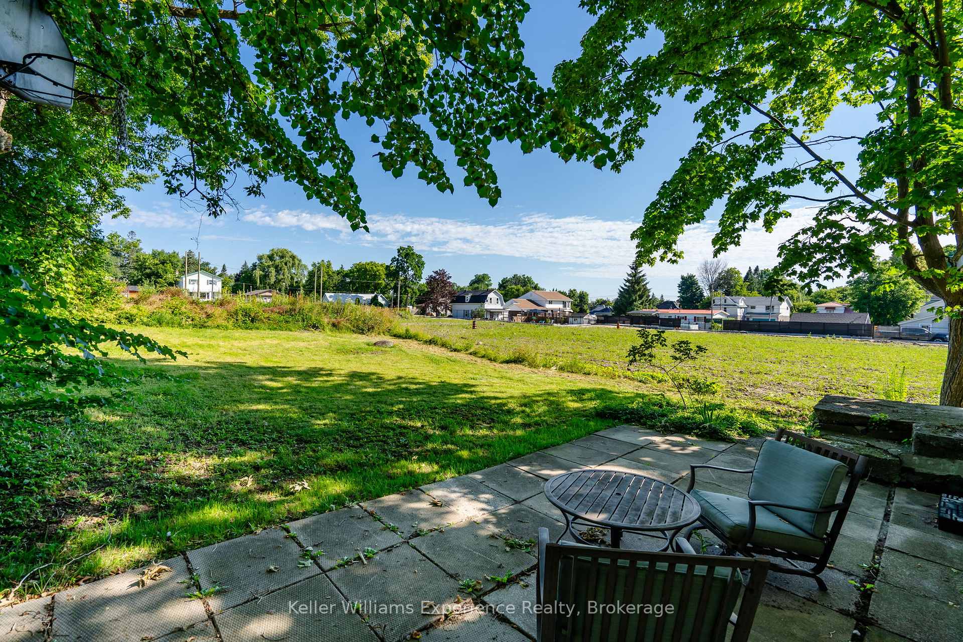 Photo 28 of 280 Hugel Avenue, Midland — HOMEH