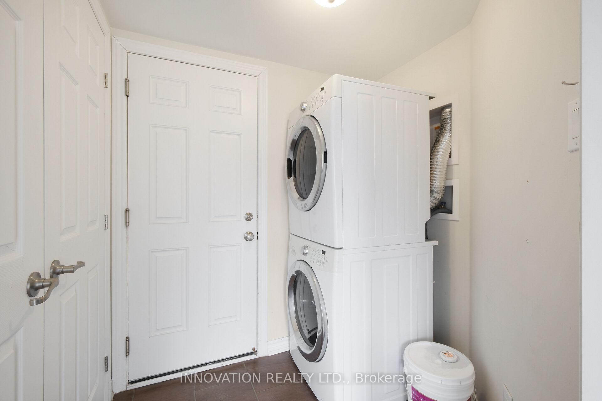Photo 17 of 613 Foxlight Circle, Ottawa, Kanata - Emerald Meadows/Trailwest — HOMEH