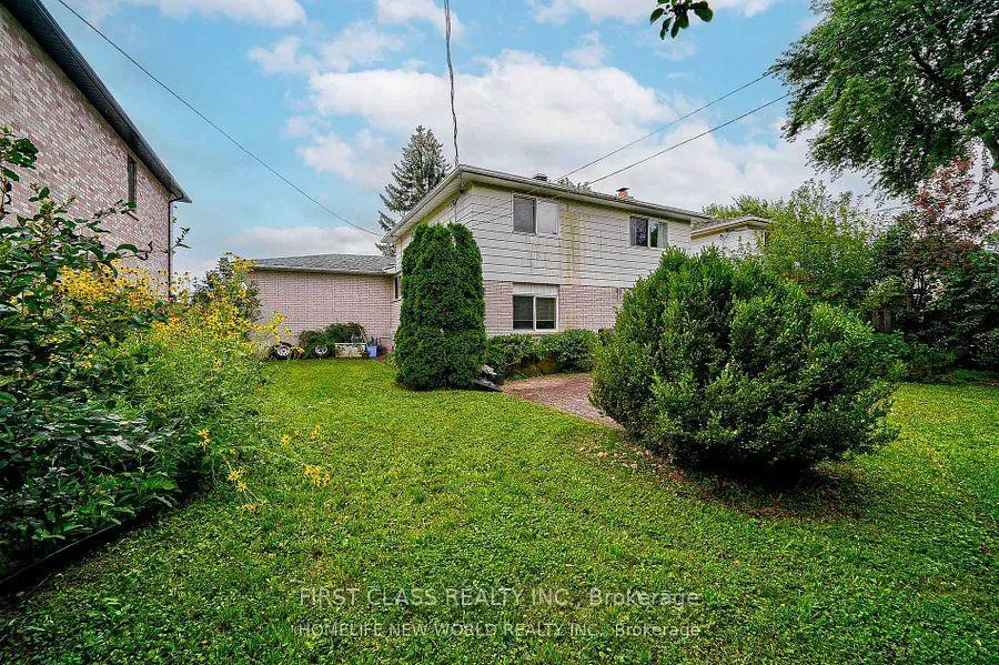 Photo 15 of 24 Markhaven Road, Markham, Unionville — HOMEH