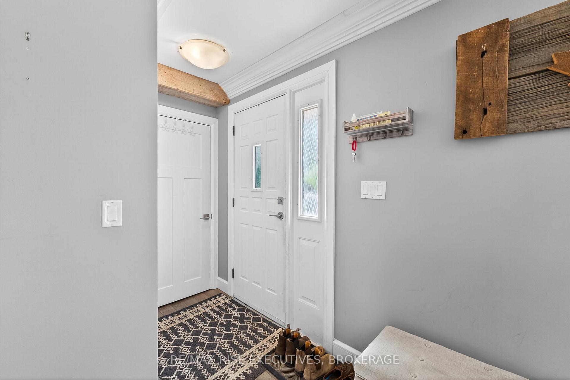Photo 4 of 309 Arrowhead Place, Kingston, West of Sir John A. Blvd — HOMEH