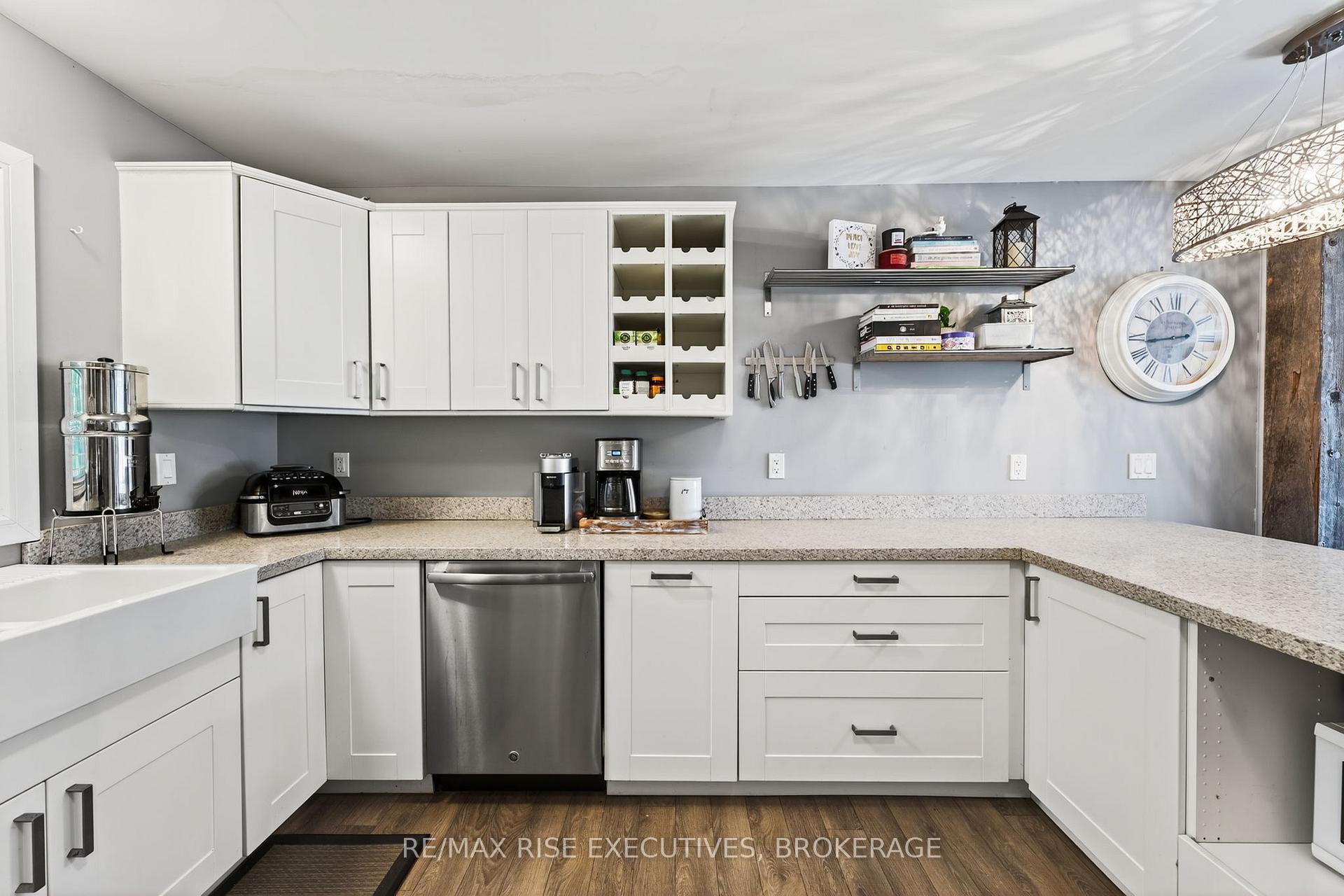 Photo 9 of 309 Arrowhead Place, Kingston, West of Sir John A. Blvd — HOMEH